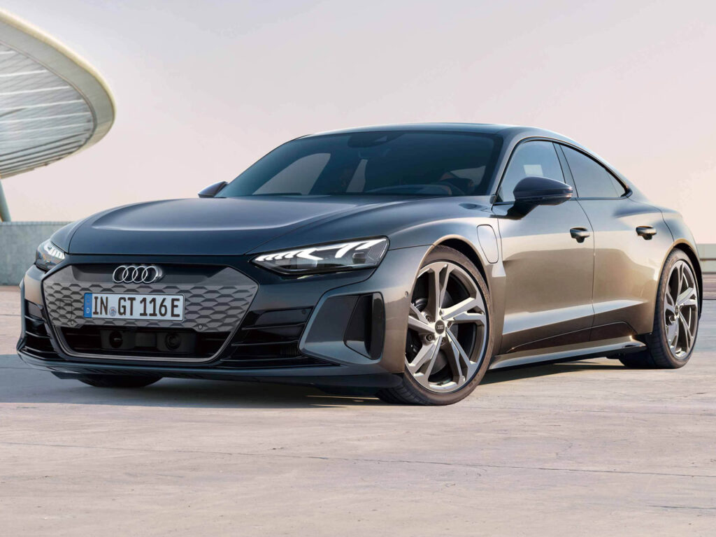 アウディ左ハンドル車種 Audi RS e-tron GT