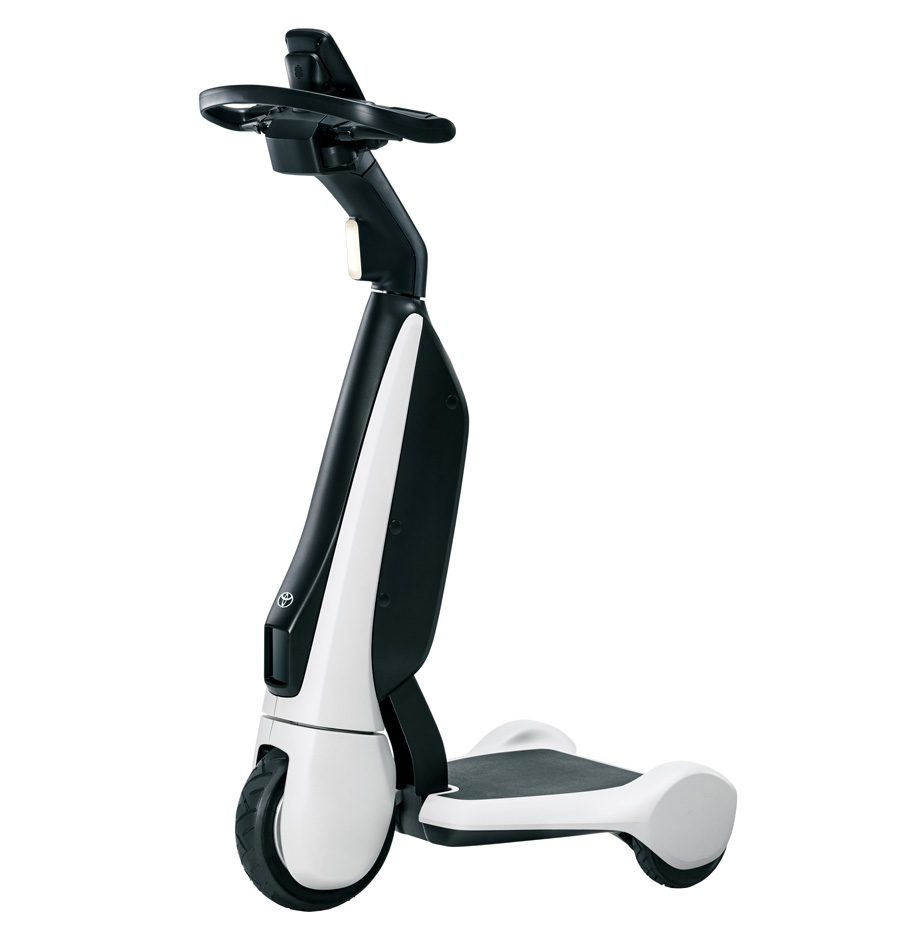 国産車メーカーからラインアップされるクルマ以外の乗り物 C+walk T